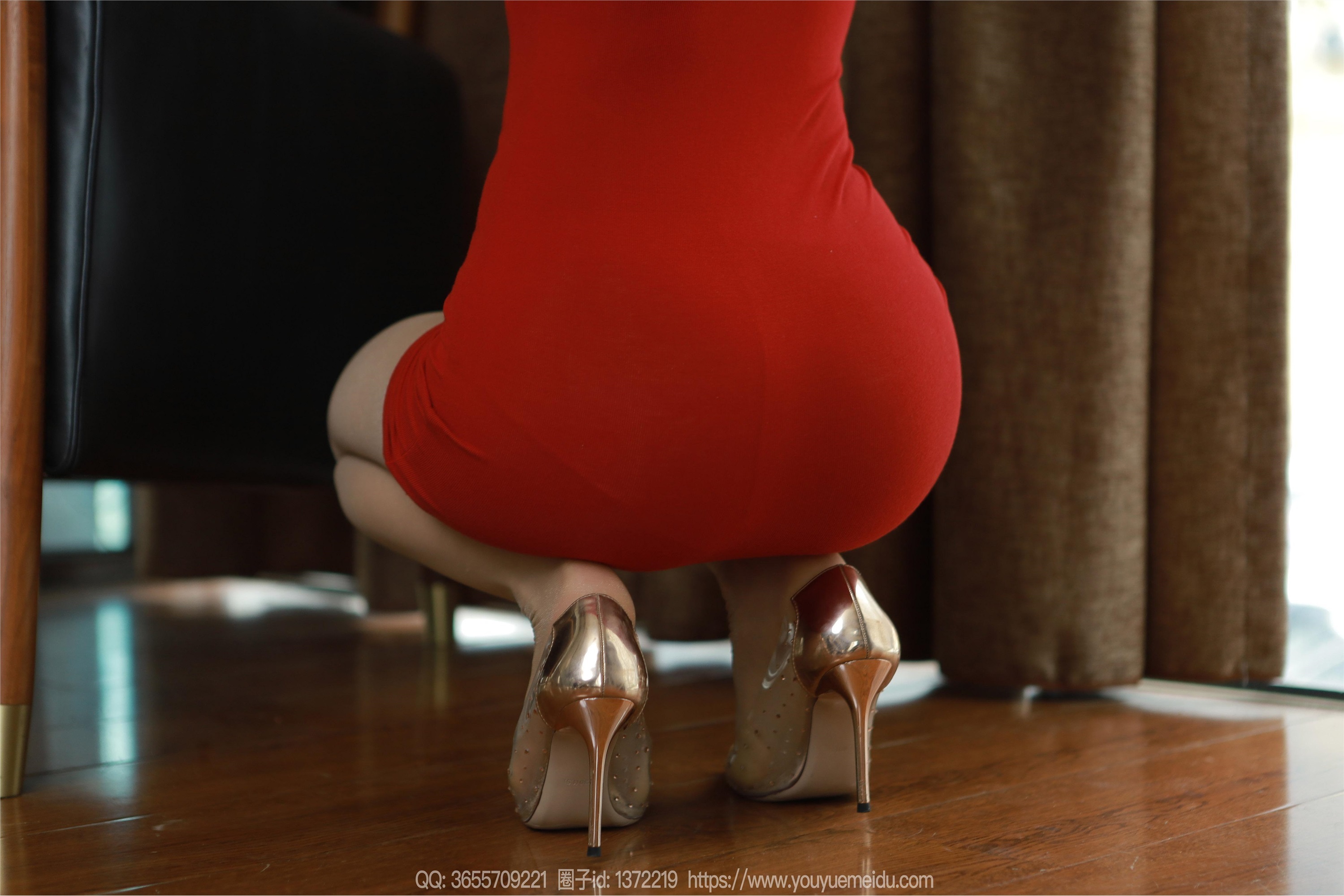 IESS异思趣向  2024.08.19 丝享家 1824 兔兔《红色战袍（上）》